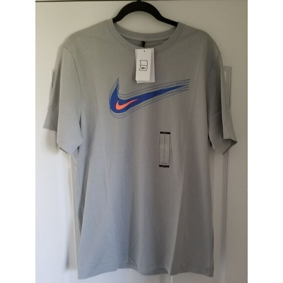 𝅺NIKE Swoosh 12‎ Month Logo T Shirt  Size: Large  Color: Platinum/Blue/Red - Picture 6 of 12